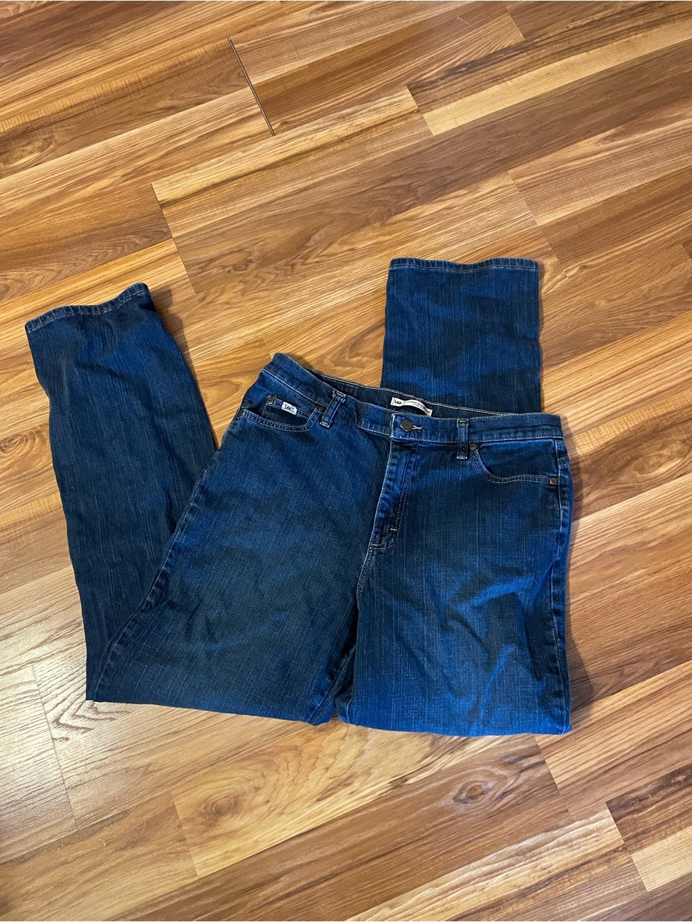 Lee Women's Straight Leg Jeans in Dark Blue Denim